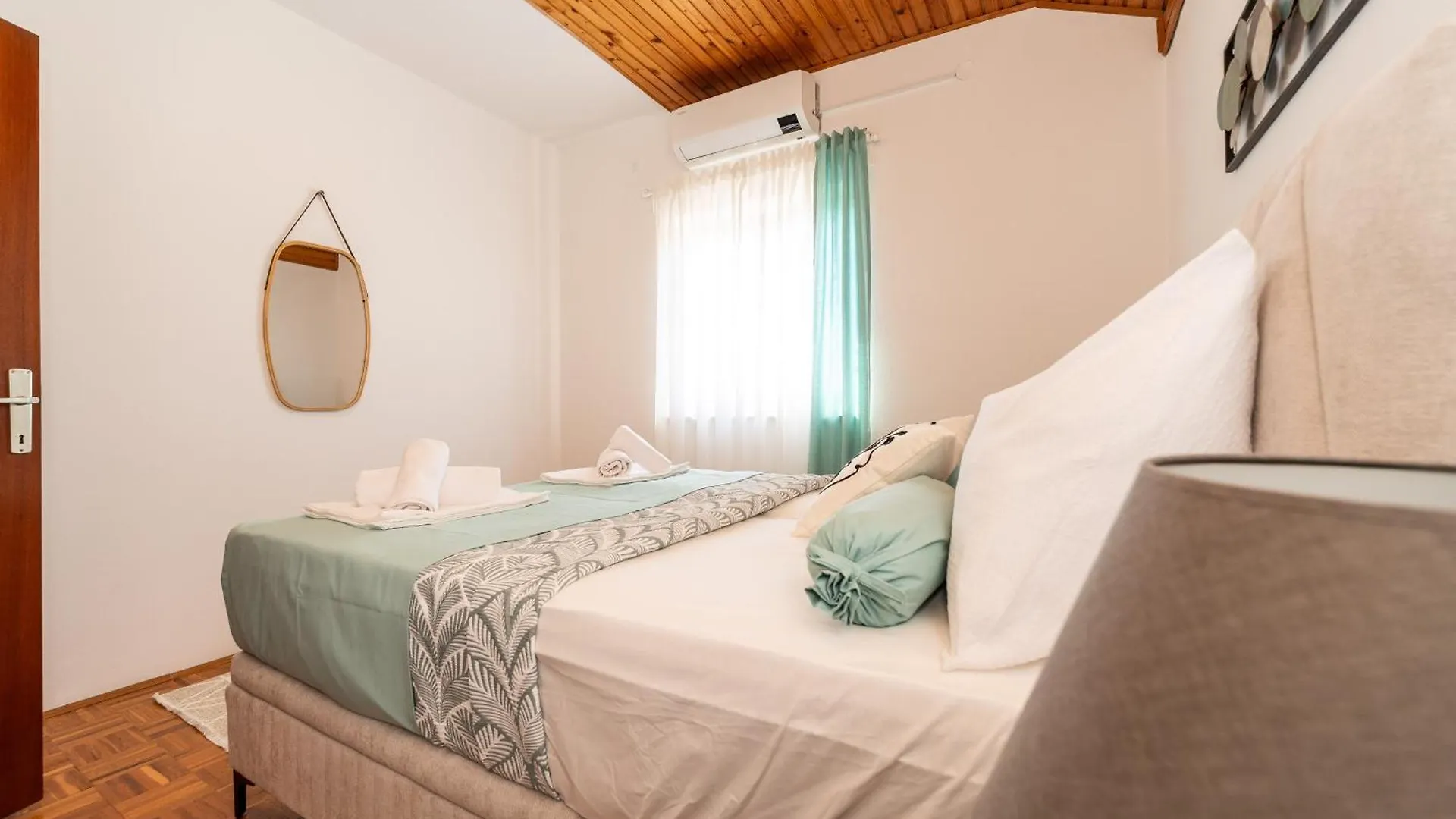 Tinel Apartment Sukošan