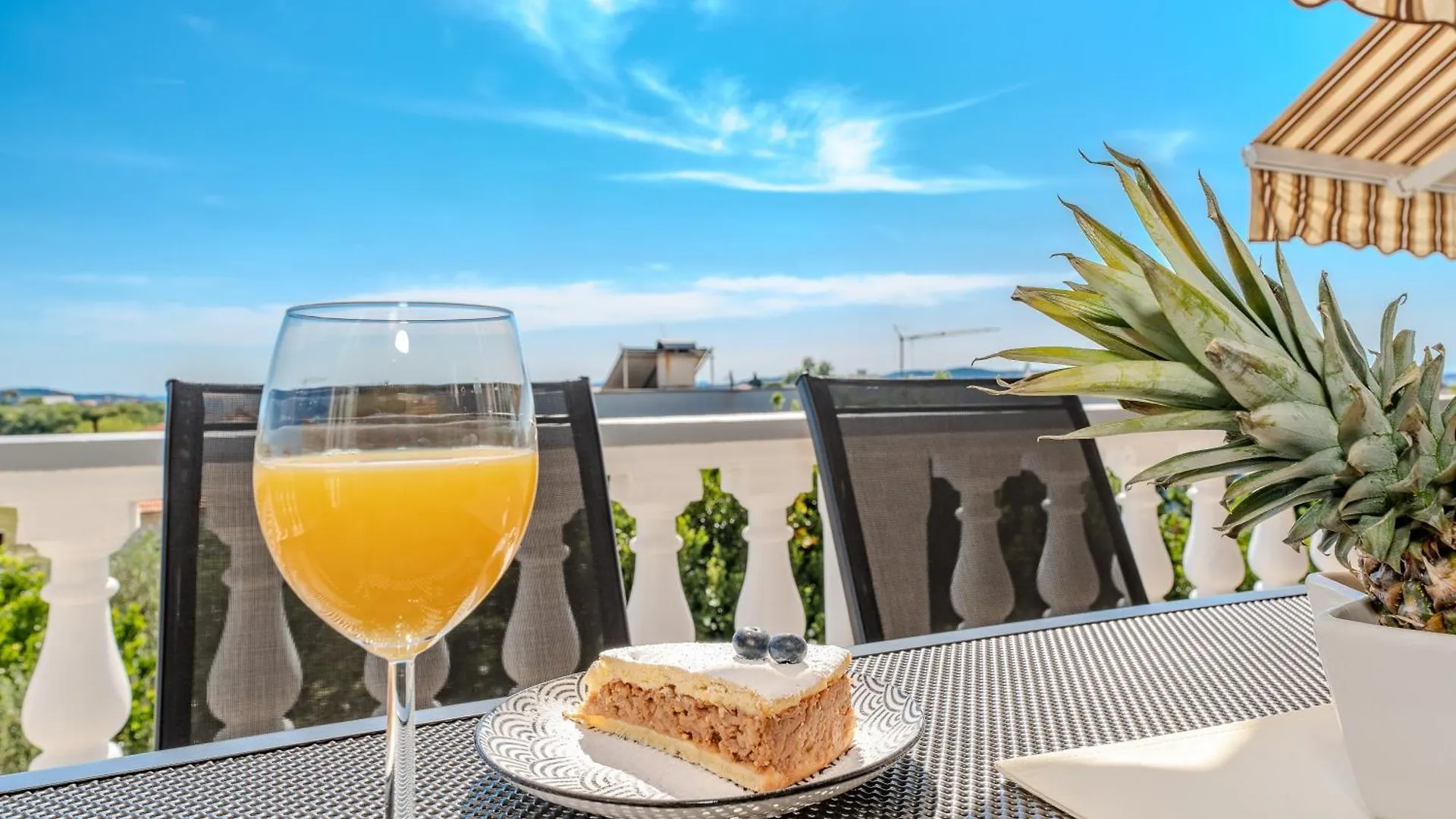 Tinel Apartment Sukošan 0*,  Κροατία